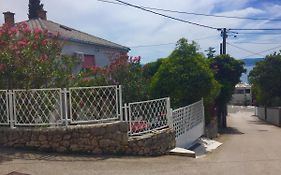 Holiday House Crik